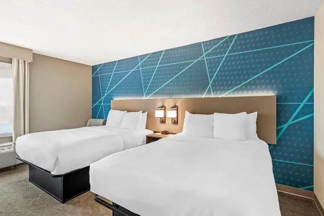 غرفة بسريرين كوين، Comfort Inn Emporia 1/6