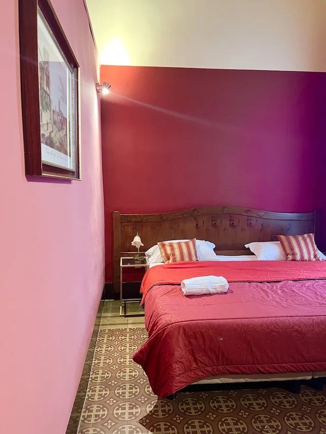 غرفة كومفورت ثلاثية بسرير مزدوج وسرير فردي، Hotel Valentino 5/10
