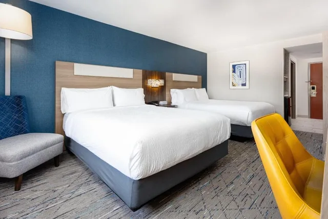 غرفة بسريرين كوين لذوي الإعاقة، Holiday Inn Express Suites Williamsburg 3/4