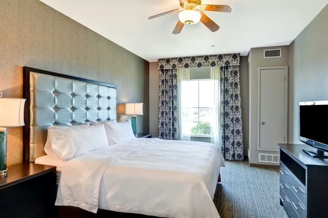 جناح بسرير كينج بغرفة نوم واحدة، Homewood Suites By Hilton Amarillo 1/3