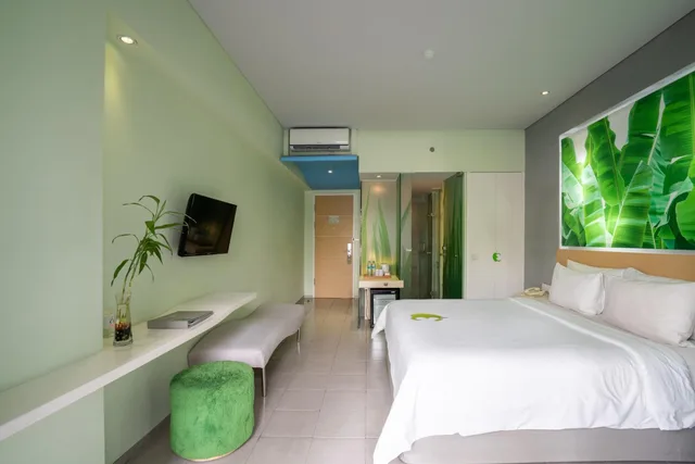 Eden, King Bed، Eden Hotel Kuta Bali 3/8