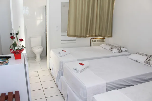 غرفة قياسية ثلاثية، Center 1 Hotel 1/2