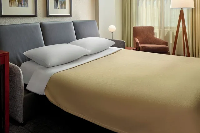 جناح بسرير كينج بغرفة نوم واحدة مع أريكة، Residence Inn National Harbor Washington Dc Area 2/7