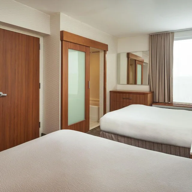 جناح بسريرين كوين مع سرير سحّاب إضافي مع أريكة، SpringHill Suites Philadelphia Airport/Ridley Park 2/5
