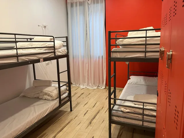 Mixed Dorm, 8 Beds, QUO Milano 1/4