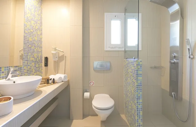 جناح جونيور بسرير كوين مع أريكة، Mandraki Village Boutique Hotel 5/7