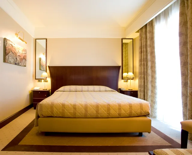 جناح ديلوكس، Grand Hotel Olimpo 1/4