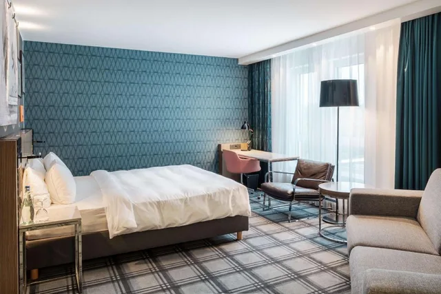 Family, Radisson Blu Hotel, Karlsruhe 3/9