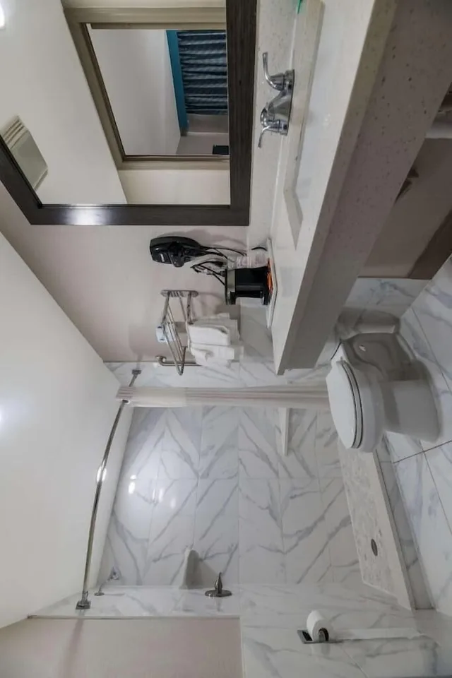 جناح بسرير كوين مع أريكة للمدخنين، Quality Inn & Suites Altamonte Springs Orlando-North 5/6