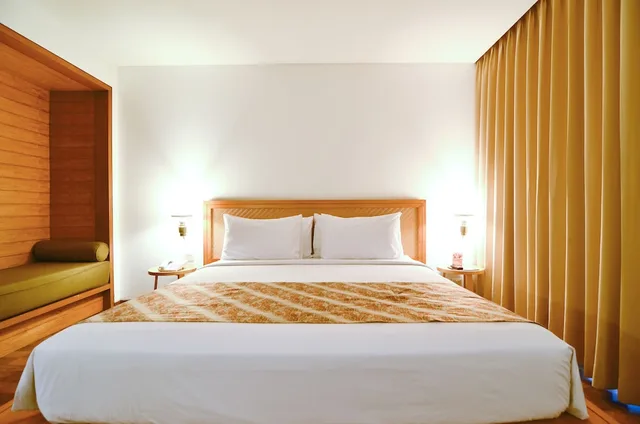 Executive, Queen Bed, GUMILANG REGENCY HOTEL EX-GUMILANG SARI HOTEL(KT) 3/5