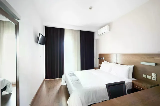Urban Single، Rotonda Thessaloniki 2/7