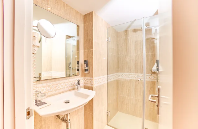 Comfort, Single, NYX Hotel Ibiza - Adults Only 8/8