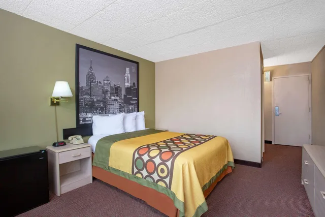 غرفة بسرير كوين للمدخنين، Econo Lodge Erie near Casino, PA 2/3