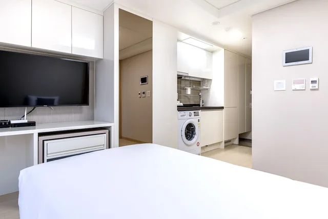 جناح جونيور بسرير مزدوج وسرير فردي بإطلالة على المدينة، Shin Shin Hotel Seogwipo 6/8