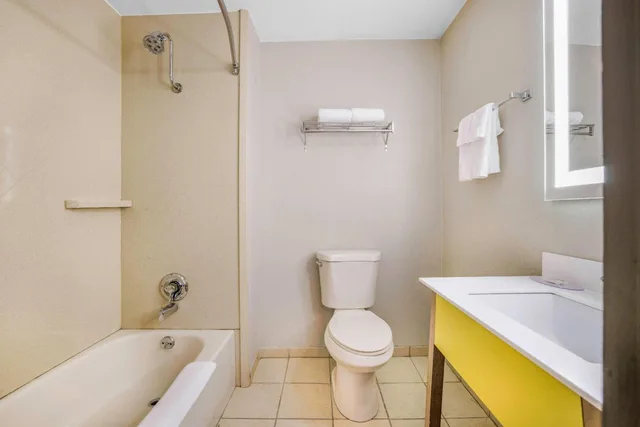 جناح بسريرين مزدوجين بغرفتين، Days Inn by Wyndham Cortez 6/7