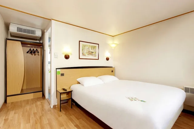 غرفة قياسية بسرير مزدوج وسرير فردي، Campanile Bordeaux Ouest Le Bouscat 2/3