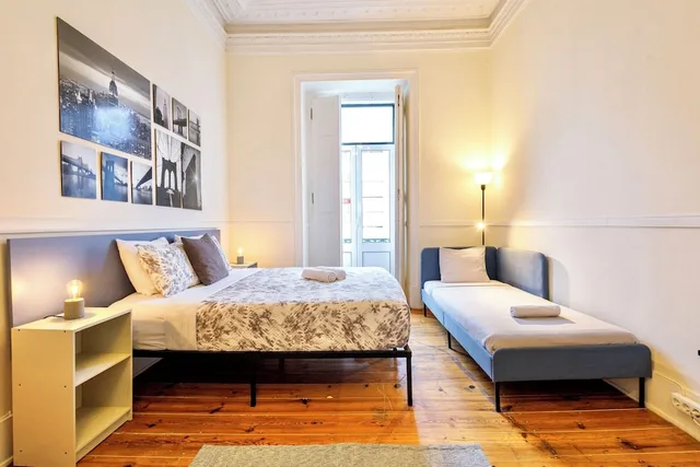 غرفة ديلوكس ثلاثية بسرير مزدوج وسرير فردي بإطلالة على المدينة بحمام مشترك، Ambiente Hostel 4/8