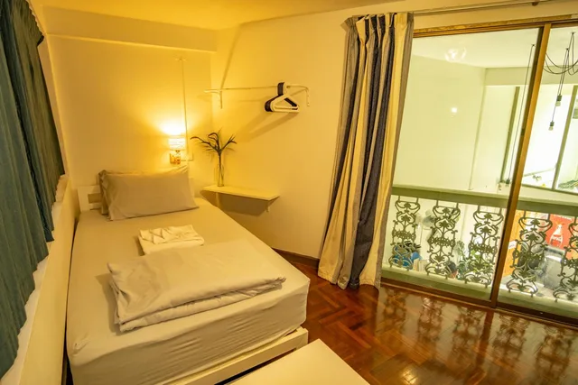 غرفة مفردة، Hostel 16 2/2