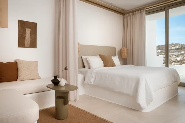 Junior Suite, Side Sea View, Jetted Tub، Mykonos Flow - Super Paradise 4/10