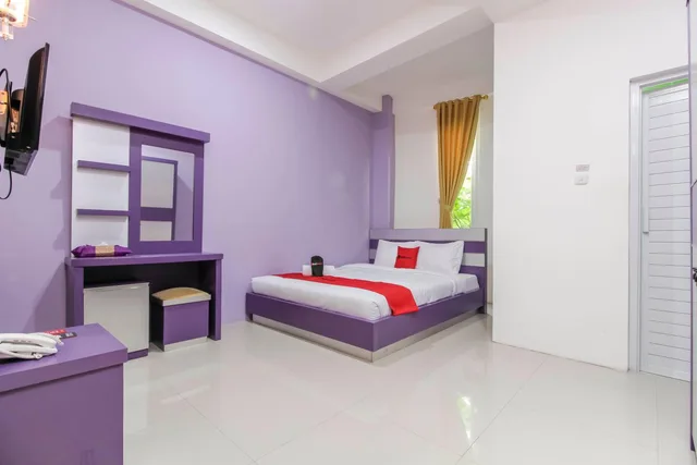 غرفة بسرير مزدوج، Reddoorz Plus Near Stasiun Bekasi 5/8