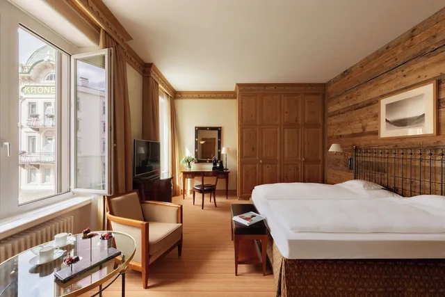 Superior, Double Bed, Grand Hotel Kronenhof 2/7