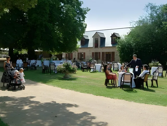 HOTEL LA MARJOLAINE، Mayenne 30/33
