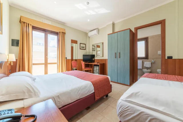 Classic, Triple, Hotel Riviera Fiumicino 3/8