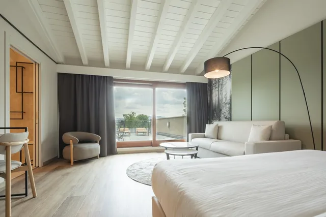 Junior Suite, Queen Bed, Sofa, Pool Access، Hotel Horizon Wellness Spa Resort, BW Signature Collection 2/10