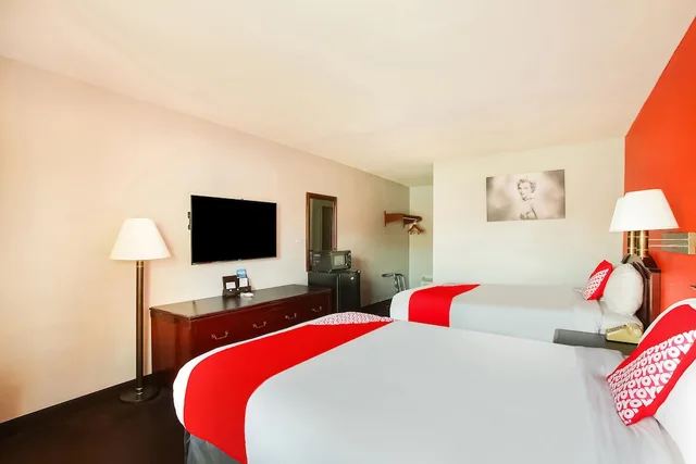 Two Full Bed Smoking، OYO Hotel Texarkana North Heights AR Hwy I-30 1/5