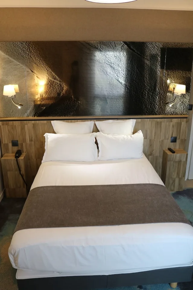 غرفة بسريرين منفصلين بإطلالة على الحديقة، Le Saint Aubert Hotel 2/6