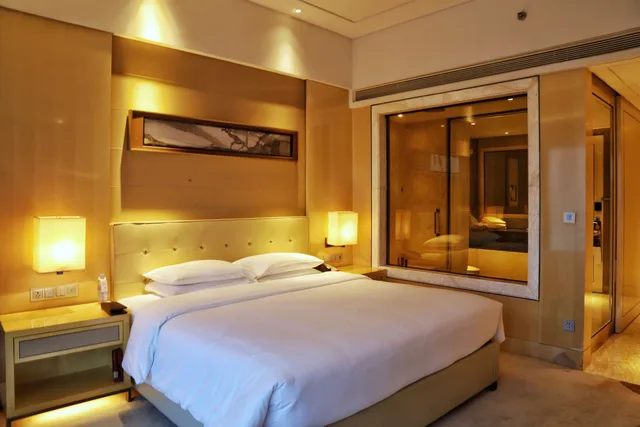 غرفة بسرير كينج لذوي الإعاقة، HILTON DALIAN 6/12