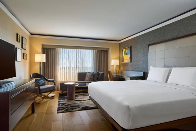 Guest Room, 2 Double Beds, Autograph Collection Henry 1/8