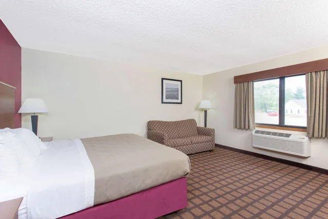 جناح بسريرين، Americinn By Wyndham Burlington 1/2