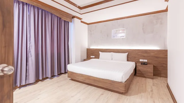 suite, B2 Nakhon Si Thammarat Premier Hotel 1/2