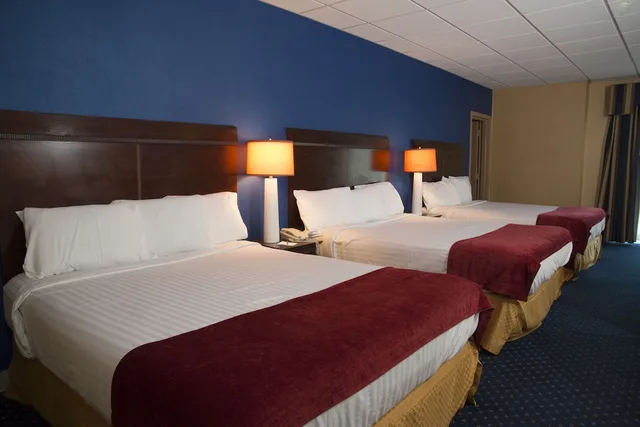 جناح بسريرين كوين، Hampton Falls Inn 1/3