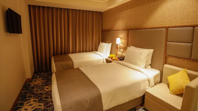 غرفة بسريرين منفصلين بإطلالة على المدينة، Holiday Inn Gurugram Sector 90 2/10