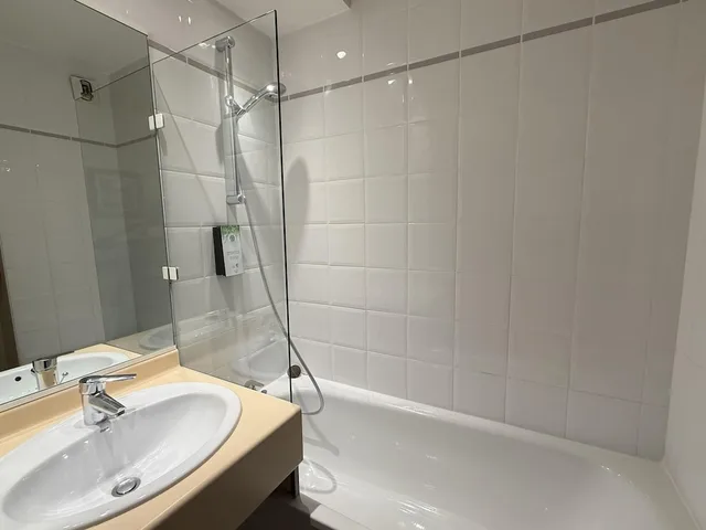 غرفة قياسية بسريرين منفصلين، Kyriad Rennes Chantepie 8/10