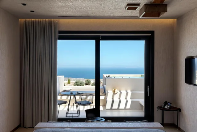 Elegant, Suite, Hot Tub، North Santorini Luxury Spa Hotel 3/10
