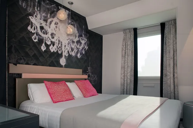 Classic Double, Hotel Yllen Eiffel 4/9