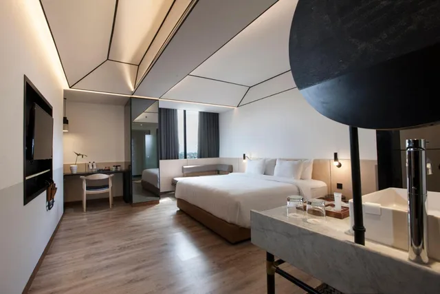 جناح ركني، Gaia Cosmo Hotel 2/3