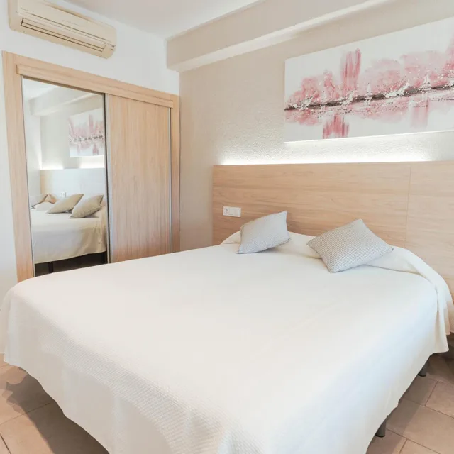غرفة ثلاثية بشرفة، Hotel S Agoita 4/10