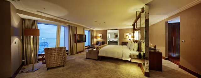 جناح رئاسي بسرير كينج، Hilton Baku 2/2