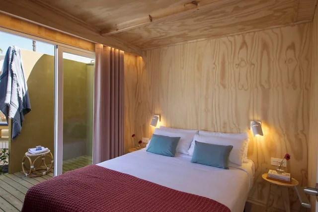 لوفت جونيور بسرير كوين، Tamarit Beach Resort 1/2
