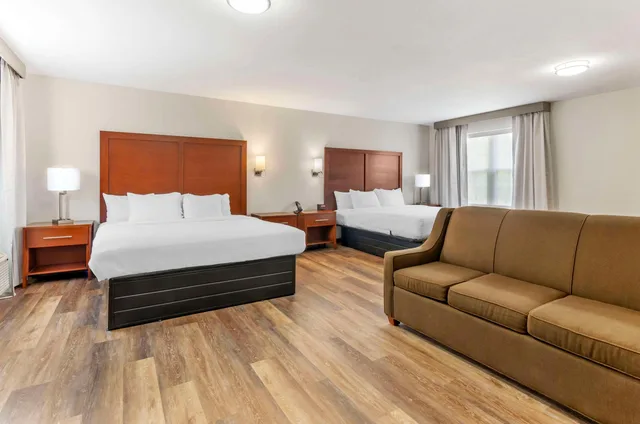 جناح بسريرين كينج، Comfort Inn Wytheville - Fort Chiswell 2/4