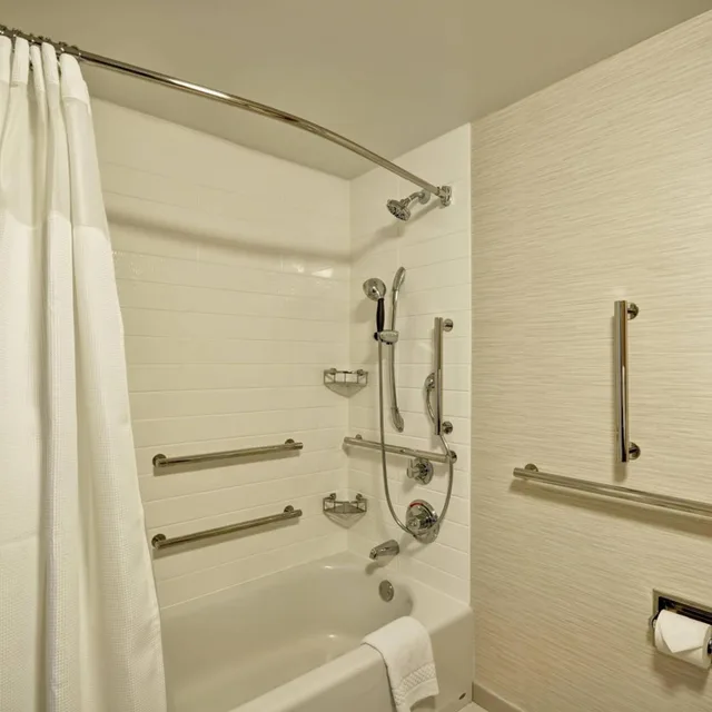 Room, King Bed, Bathtub, Accessible, Fairfield Inn & Suites by Marriott Atlanta Vinings/Galleria 7/8