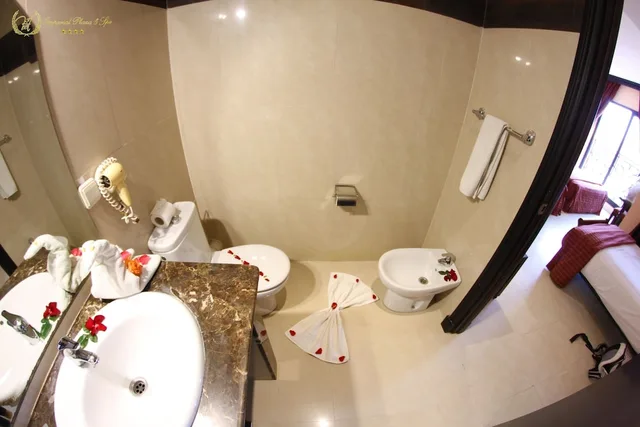 غرفة ثلاثية بسريرين مزدوجين، Imperial Plaza & Spa 1/2