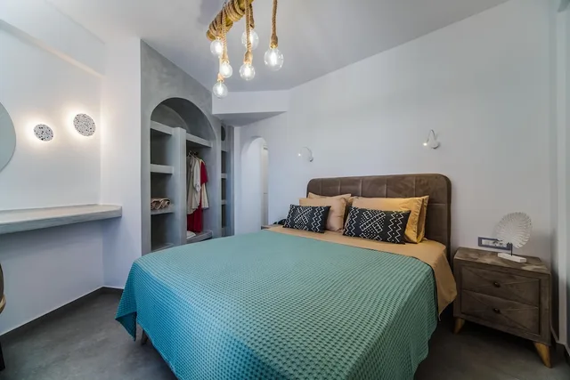 جناح فاخر بسرير كوين بإطلالة على البحر بمسبح خاص، Aegean Blue Suites 1/3