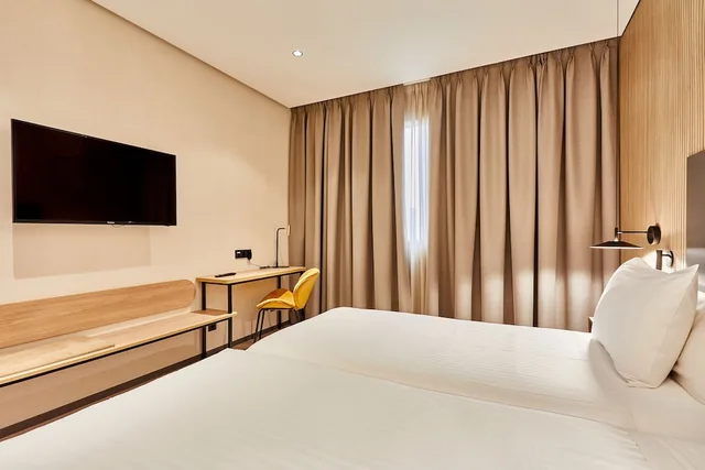 غرفة قياسية بسريرين منفصلين، Silken Ciudad Gijon 6/10