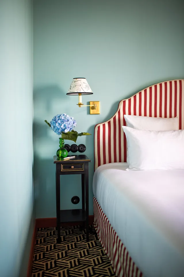 غرفة مريحة بسرير كوين، Hotel Les Deux Gares 8/10