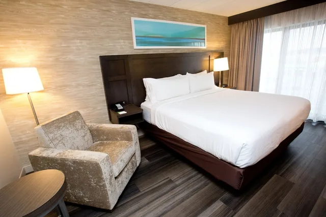 غرفة بريميوم، Holiday Inn Peterborough Waterfront 1/2